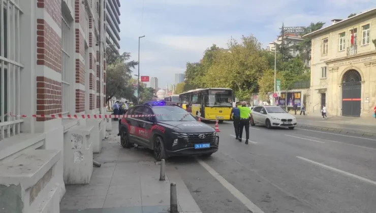 Şişli’de Polis Aracı Kaldırımda Yürüyen Kadınlara Çarptı: 1 Ölü, 1 Ağır Yaralı